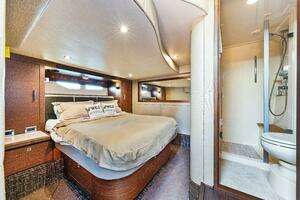 2016 Sea Ray 510 Sundancer thumbnail 18