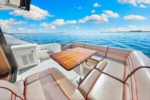 2016 Sea Ray 510 Sundancer thumbnail 60