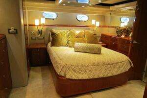 2002 Cheoy Lee Sport Motor Yacht thumbnail 28