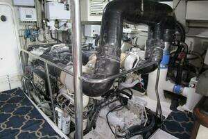 2002 Cheoy Lee Sport Motor Yacht thumbnail 67