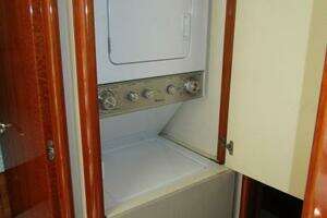 2002 Cheoy Lee Sport Motor Yacht thumbnail 21