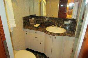 2002 Cheoy Lee Sport Motor Yacht thumbnail 33
