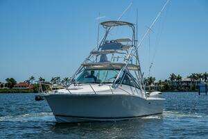 SEACLUSION 2018 Albemarle  Yacht For Sale in Hypoluxo FL