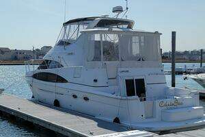 2002 Carver 444 Cockpit Motor Yacht thumbnail 1