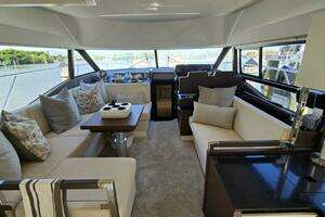 2018 Prestige 460 thumbnail 25