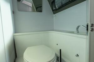 Stock 18 37ft Axopar Yacht For Sale