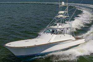 Original Owner 2004 Buddy Davis 48 Express Yacht For Sale in Hampton VA