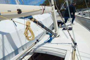 2008 e Sailing Yachts E33 thumbnail 4