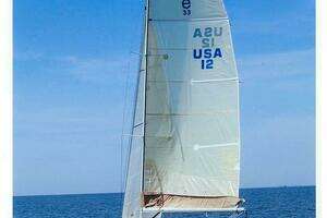 2008 e Sailing Yachts E33 thumbnail 2