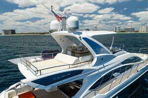 2015 Azimut 64 Flybridge thumbnail 65