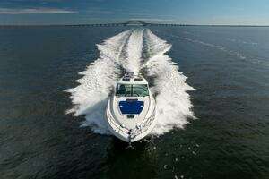  2010 Sea Ray Sundancer 500 Yacht For Sale in Huntington NY
