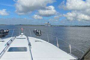 1993 Sea Ray 440 Sundancer thumbnail 32