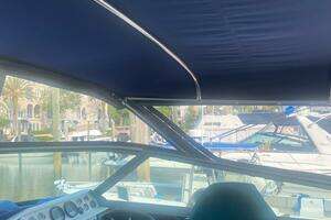 1993 Sea Ray 440 Sundancer thumbnail 44