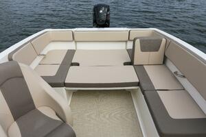 19ft Bayliner Yacht For Sale