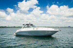Had 2 Have It 38ft Sea Ray Yacht For Sale
