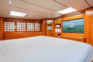 2009 Nordhavn 76 thumbnail 33