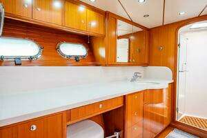 2009 Nordhavn 76 thumbnail 35
