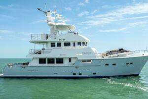 2009 Nordhavn 76 thumbnail 3