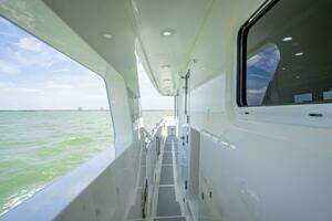 2009 Nordhavn 76 thumbnail 51
