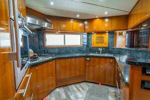 2009 Nordhavn 76 thumbnail 15