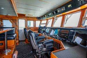 2009 Nordhavn 76 thumbnail 45