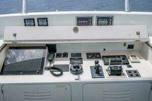 2009 Nordhavn 76 thumbnail 77