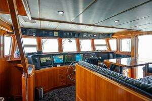 2009 Nordhavn 76 thumbnail 40