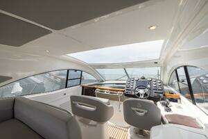 2014 Beneteau Gran Turismo 44 thumbnail 9