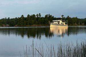 New Bearings 2000 Nordic Tugs 42 Pilothouse Yacht For Sale in Lenoir City TN