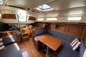 Windsprint 36ft Sabre Yacht For Sale