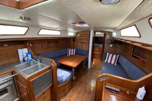 Windsprint 36ft Sabre Yacht For Sale