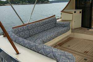 2013 Hinckley Talaria thumbnail 29