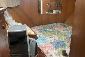 1990 Jefferson 43 Sundeck thumbnail 30