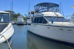 1990 Jefferson 43 Sundeck thumbnail 4