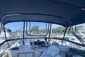 1990 Jefferson 43 Sundeck thumbnail 13