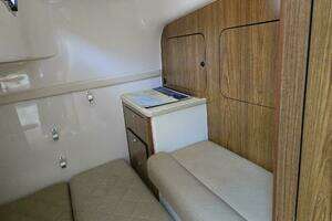 2013 Pursuit 345 Offshore thumbnail 30