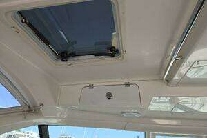 2013 Pursuit 345 Offshore thumbnail 24