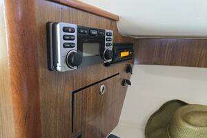 2013 Pursuit 345 Offshore thumbnail 35