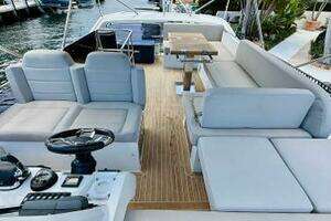 2019 Sealine F430 thumbnail 22