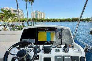 2019 Sealine F430 thumbnail 19