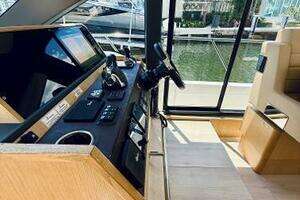 2019 Sealine F430 thumbnail 44