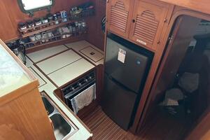 Blue 43ft Albin Yacht For Sale