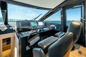 2023 Ferretti Yachts 670 thumbnail 77