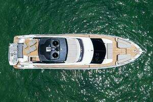 2023 Ferretti Yachts 670 thumbnail 19