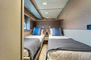 2023 Ferretti Yachts 670 thumbnail 56