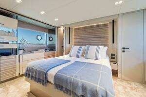2023 Ferretti Yachts 670 thumbnail 66