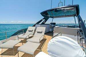 2023 Ferretti Yachts 670 thumbnail 39