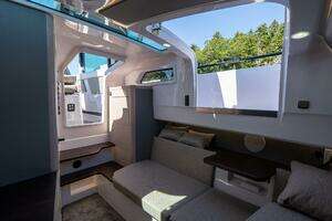 2025 Axopar Cross Cabin thumbnail 57