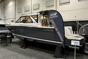 25ft Cutwater Yacht For Sale