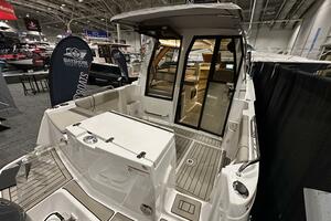 25ft Cutwater Yacht For Sale